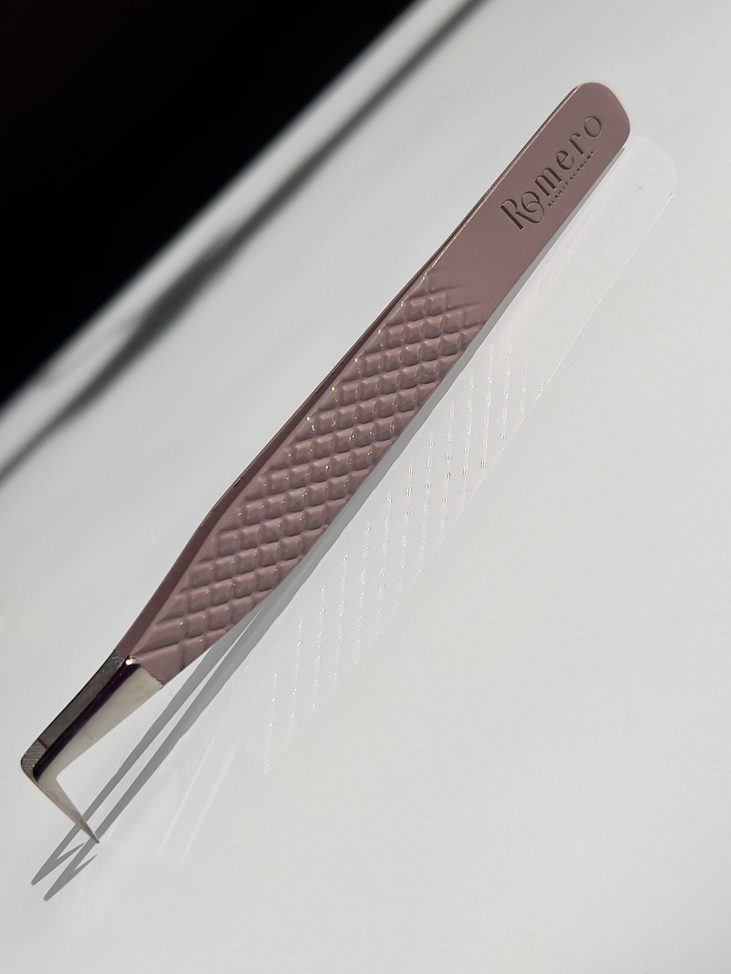 Fiber Tip Tweezer